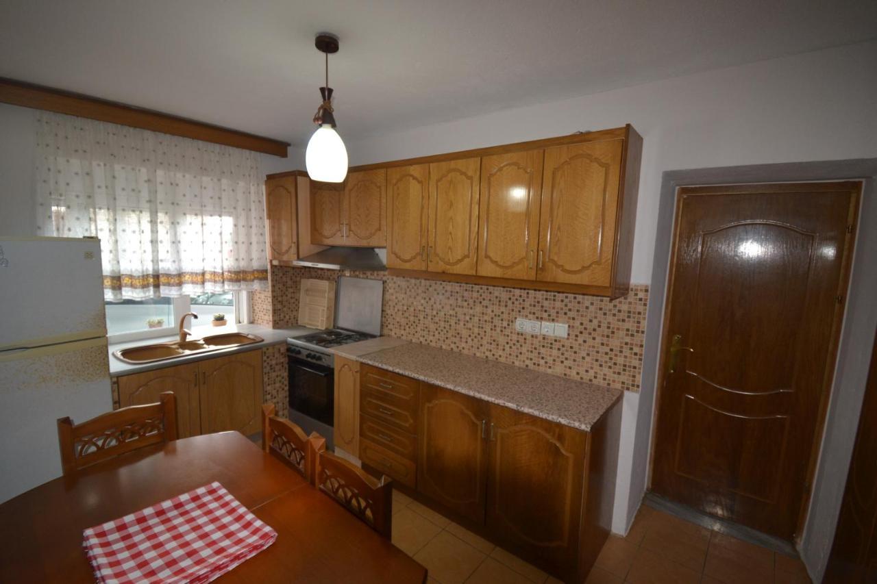 Villa Shqiponja Sarandë エクステリア 写真